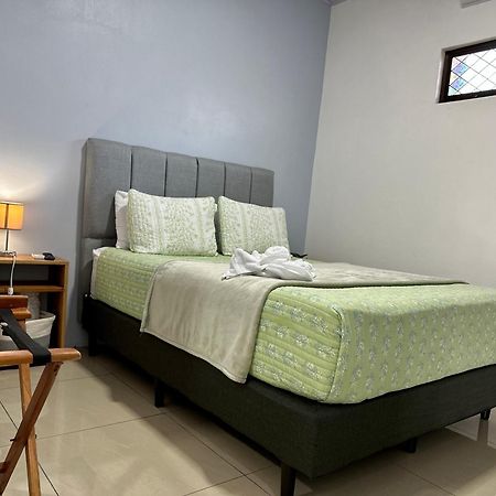 Oasis Arenal Villa Downtown Arenal Volcano View La Fortuna Esterno foto